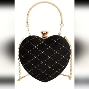 Heart-shaped evening bag for woman